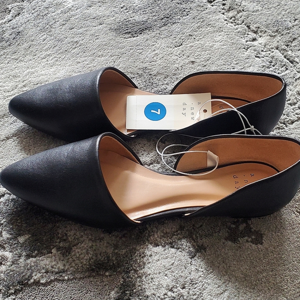 Brand New Black Ballet Flats